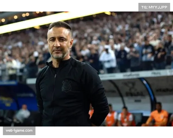 佩雷拉首秀强调防守纪律 森林客场战平狼队取一分 佩雷拉首秀强调防守纪律 森林客场战平狼队取一分